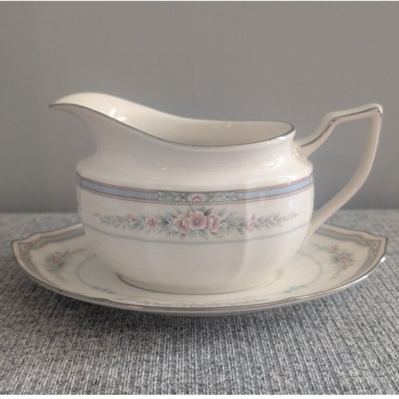 Noritake "Rothschild" Ivory China, Gravy Boat with Underplate, Platinum Trim EUC - Picture 1 of 6